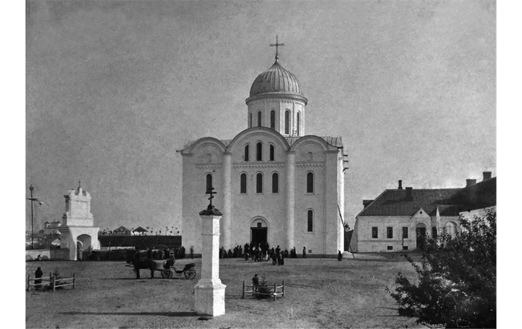 Uspenskiy (St. Dormition) Cathedral in Volodymyr-Volynskyi between 1896 and 1900
