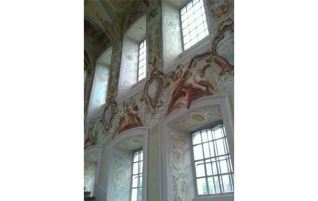 Innenansicht der Wand mit Malereien der Heiligen Stiege in Bonn (2012)