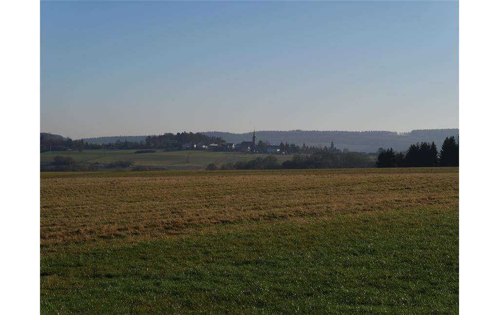 Blick von Norden auf den Ort Dörrebach in Kreis Bad Kreuznach (2016).