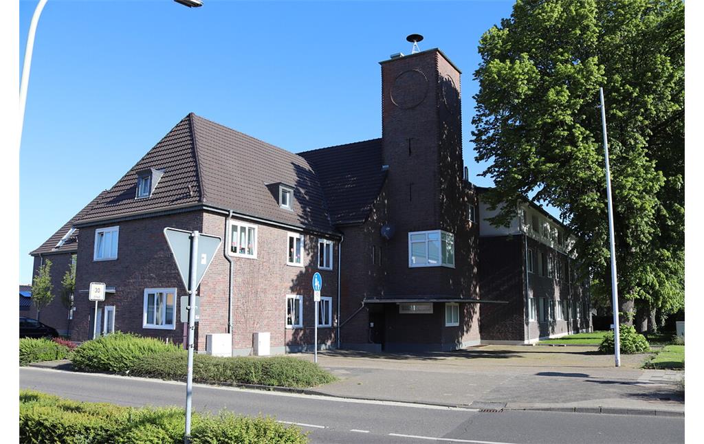 Ehemalige katholische Volkschule und Hauptschule Boscheln (2021)