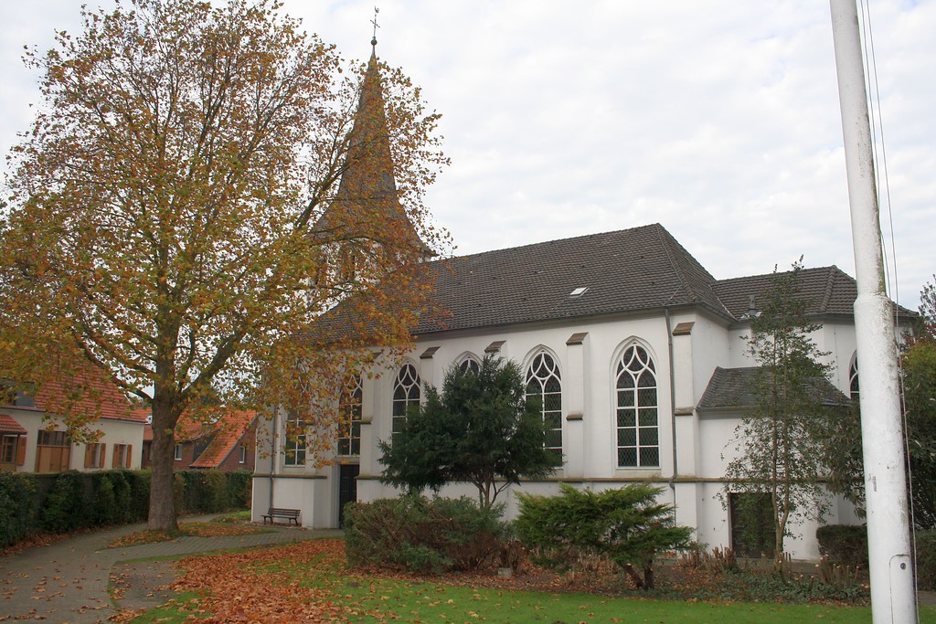 Evangelische Kirche an der Dammstraße in Götterswickerhamm (2014).