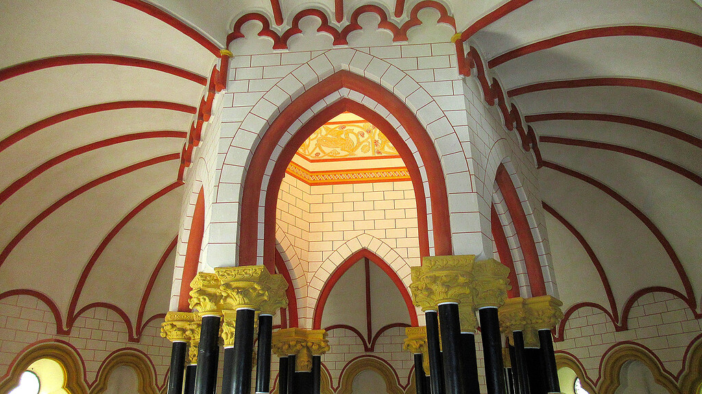 Innenraum der Matthiaskapelle in Kobern-Gondorf (2022).