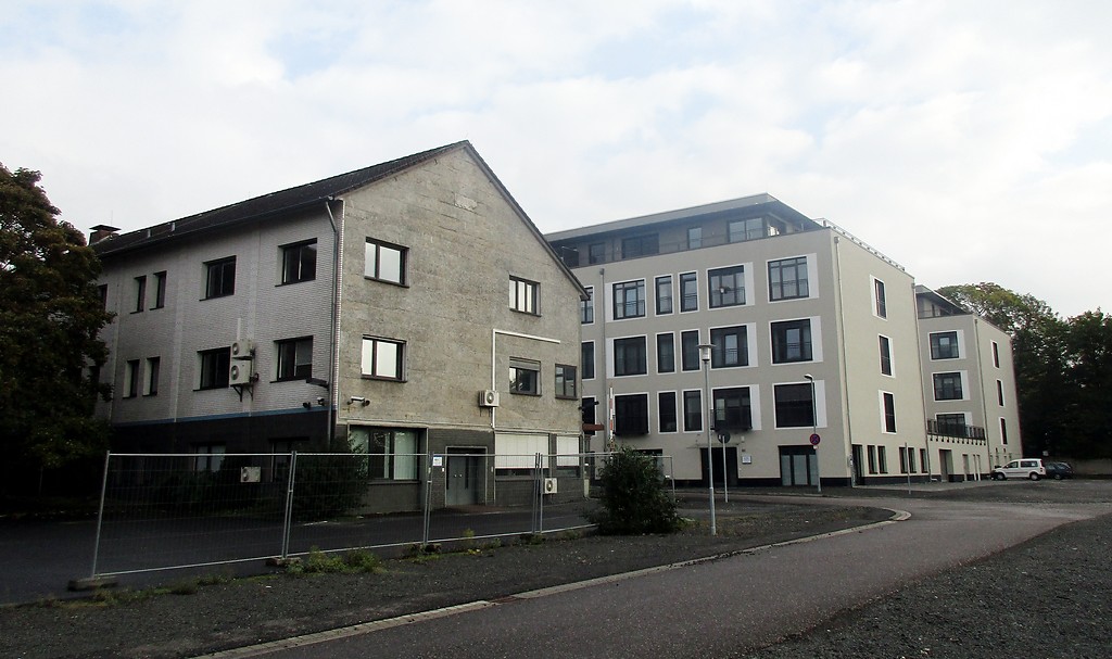 Ehemalige Verwaltungsgebäude der Penaten-Werke in Rhöndorf, heute als "Honnefer-Business-Park" genutzt (2016).