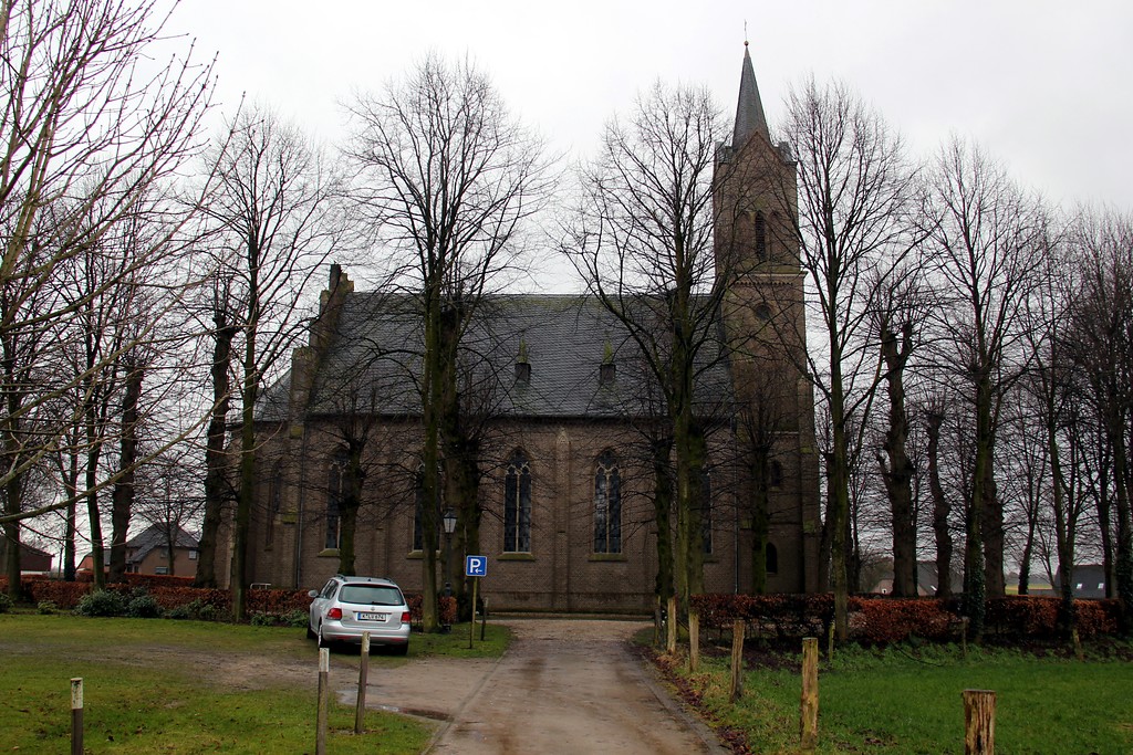 Kirche von Louisendorf bei Bedburg-Hau am Niederrhein (2015)