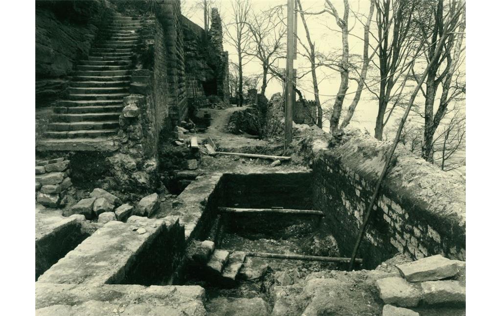 Ausgrabung der Burg Trifels (1937/38)