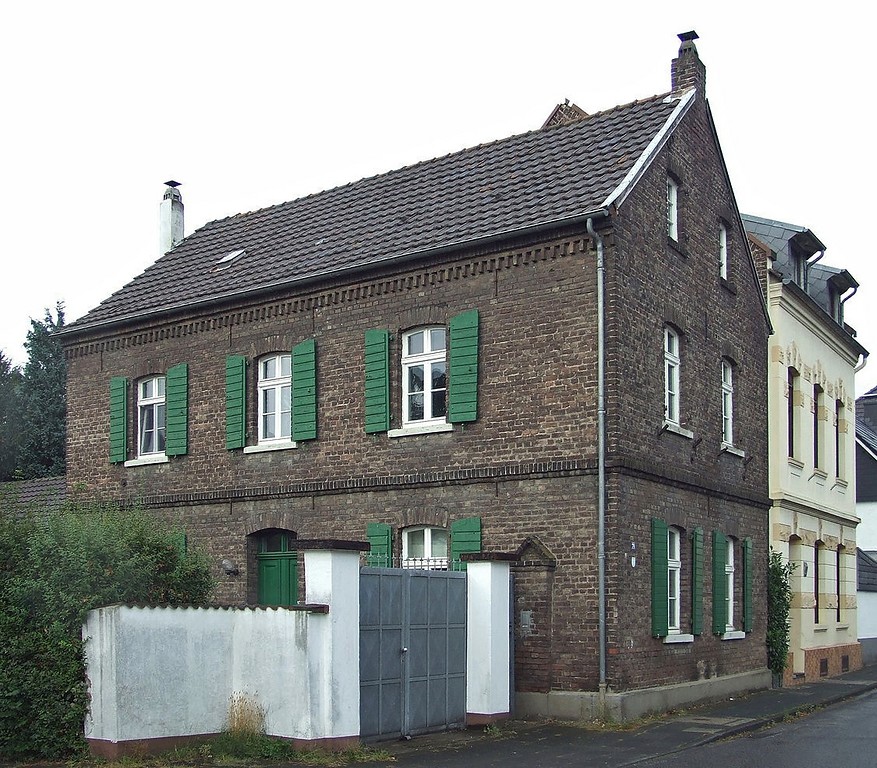 Das Haus Rüdigerstraße 79 im Kölner Stadtteil Merheim (2012).
