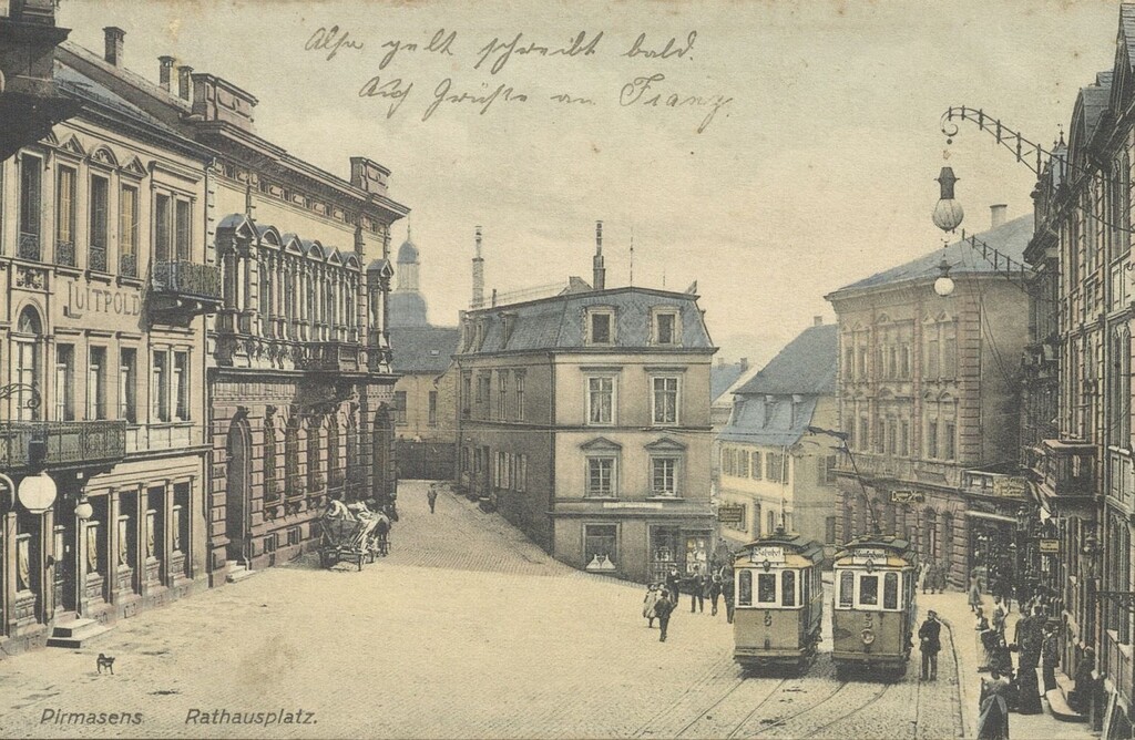 Historische Fotografie der Hauptstraße in Pirmasens mit dem Bankhaus Schneider & Cie. (um 1900)