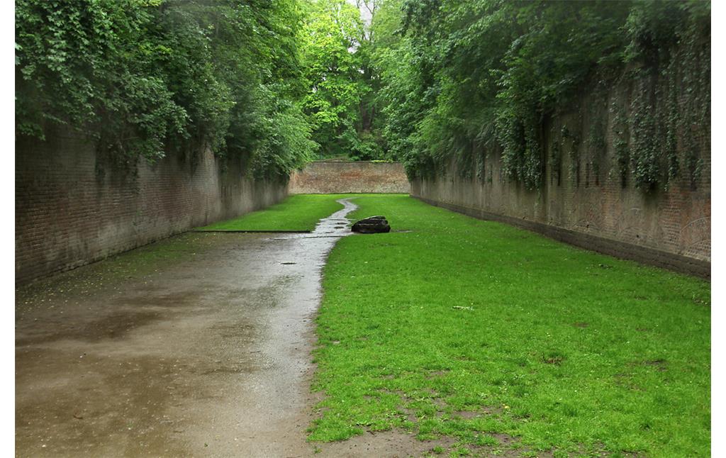 Die ehemalige Grabenanlage des Fort X in Köln (2021)