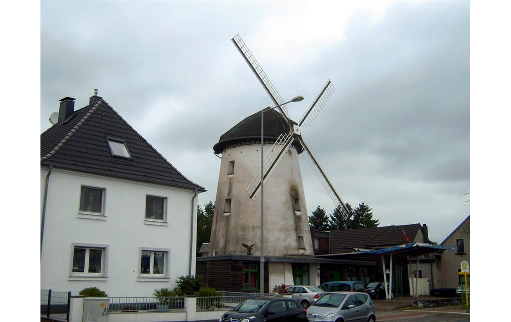 Brahmsche Mühle in Oberhausen-Holten (2016), Frontansicht.