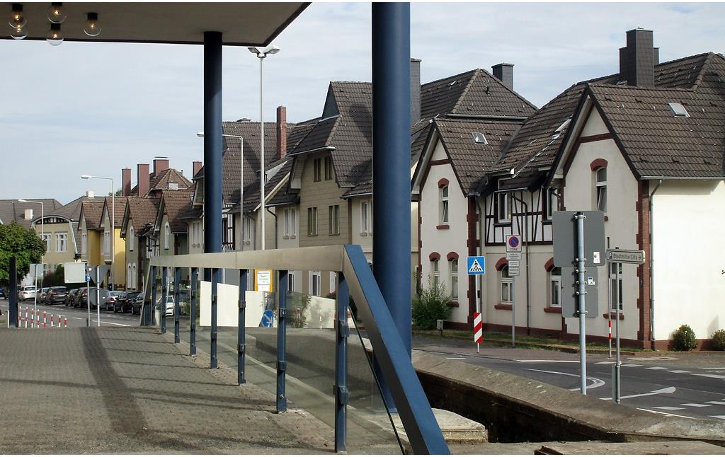 Blick auf Teile der Bayer Werkssiedlung in Leverkusen-Wiesdorf im Bereich der Nobelstraße (2018)
