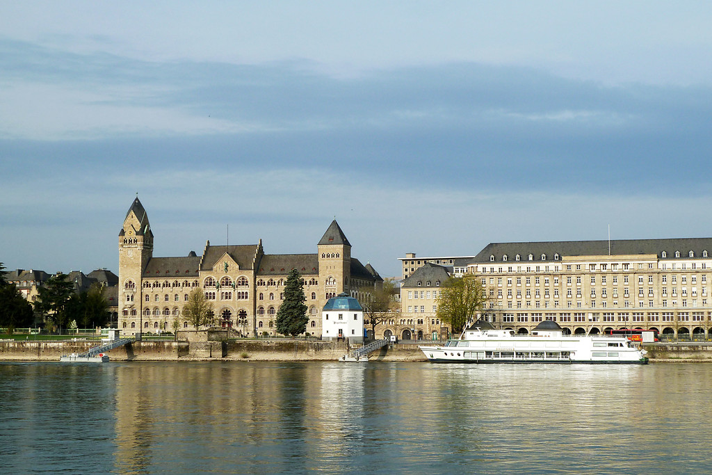 Ehemaliges Preußische Regierungsgebäude in Koblenz (2017)