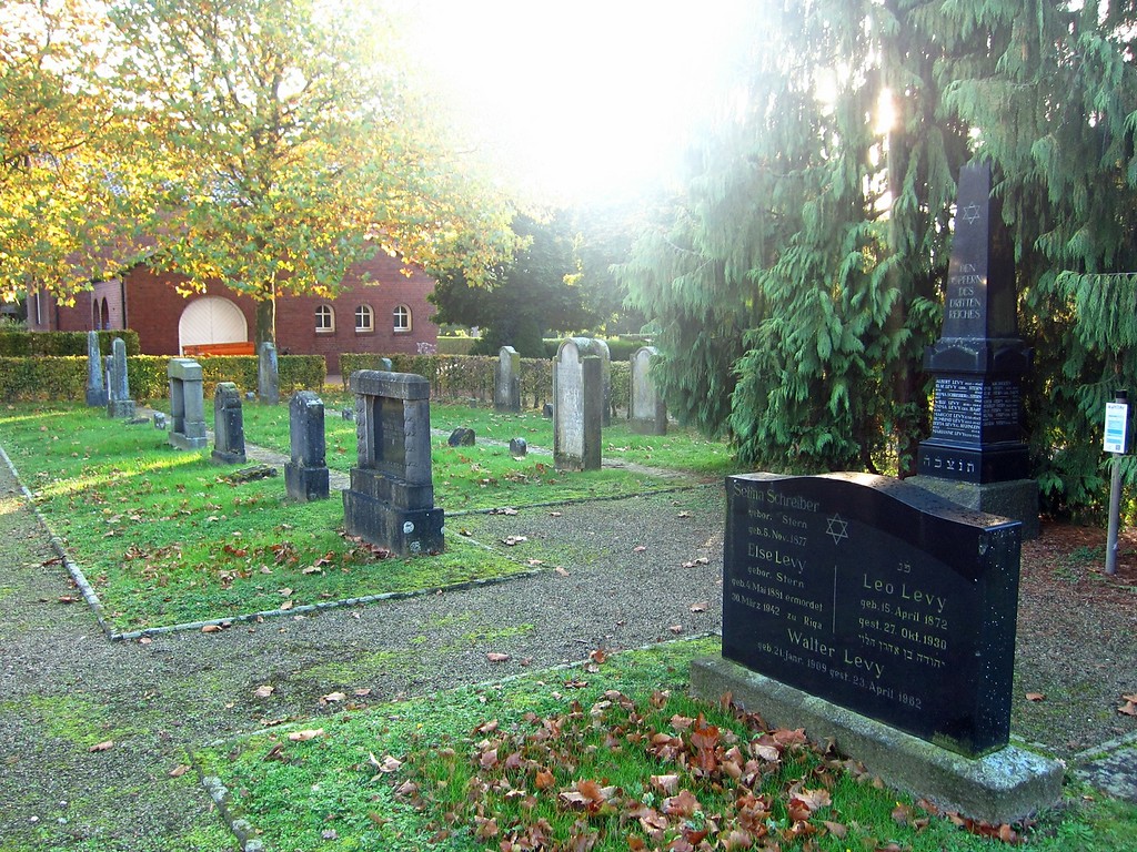 Das Gräberfeld auf dem Judenfriedhof in Jüchen-Garzweiler (2013)