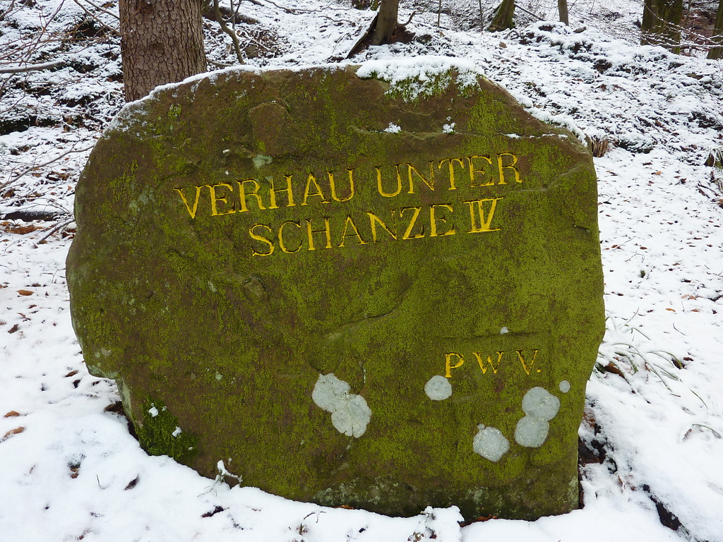 Ritterstein Nr. 67 "Verhau unter Schanze IV" am Steigerkopf (2013)