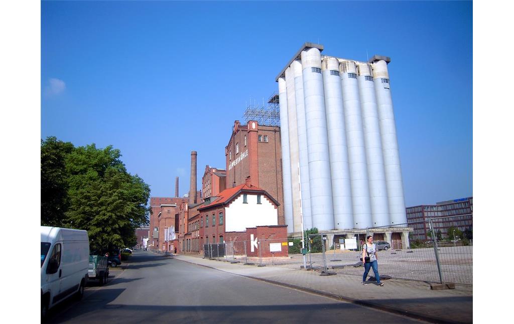 Küppersmühle in Duisburg am Philosophenweg (2016).