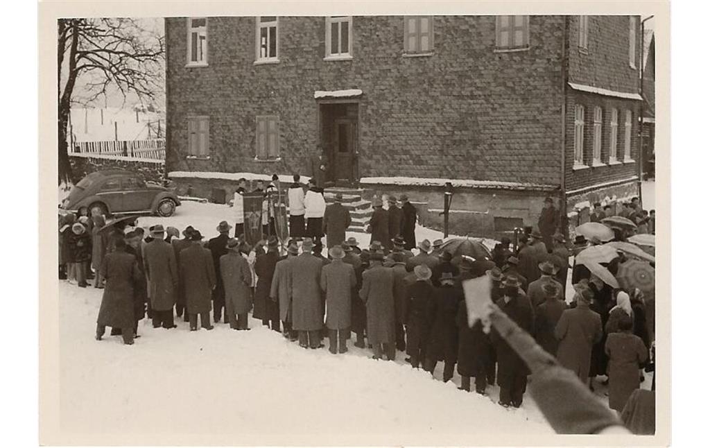 Alte Schule in Helferskirchen im Jahr 1959 (1959).