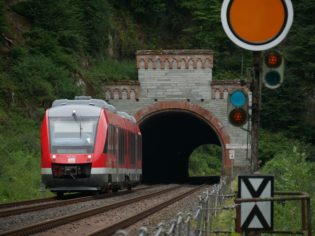 Nordportal des Schmiedskopf-Tunnels bei Weilburg-Kirschhofen (2017)