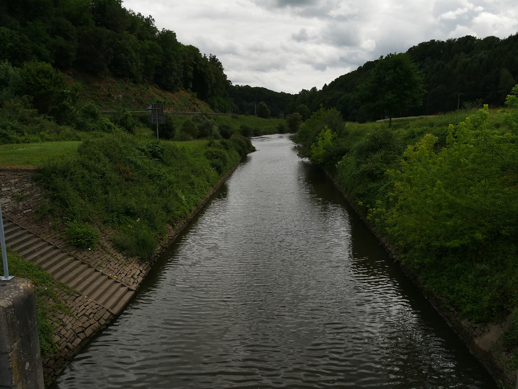 Schleusenkanal der Schleuse Fürfurt bei Villmar (2017)