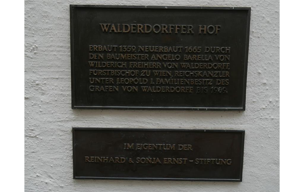 Infotafeln am Walderdorffer Hof in Limburg (2017)