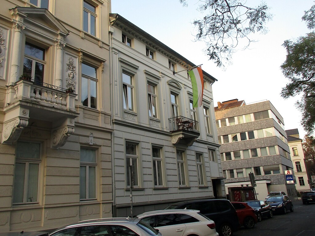 Die östliche Frontfassade der Villa in der Prinz-Albert-Straße 36 in der Bonner Südstadt (2020).