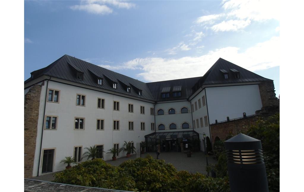 Innenhof der Burgruine Altleiningen (2021)