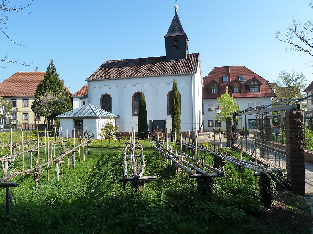 Gesamtansicht der Kapelle in Alsterweiler von Süden (2017).