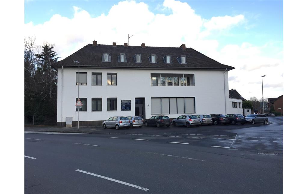 Ansicht der ehemaligen Zentralbank in Jülich. Heute befindet sich in dem Gebäude eine Anwaltskanzlei (2020).