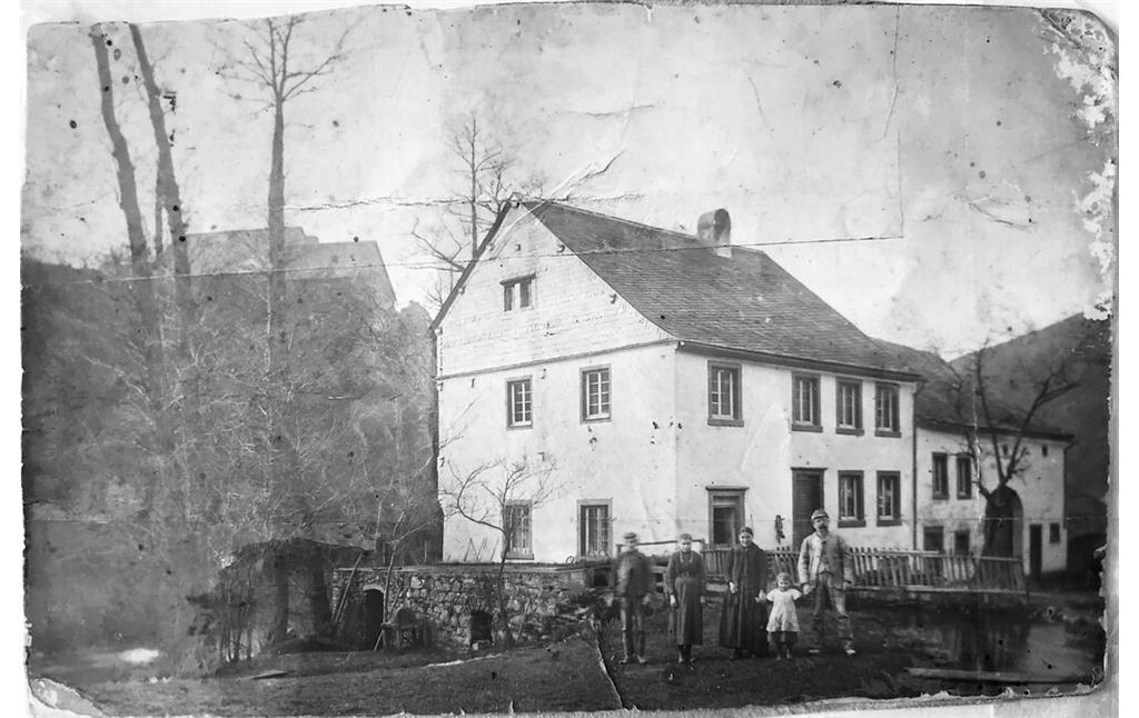 Historische Fotografie der Bannmühle von Gräfendhron (um 1930)