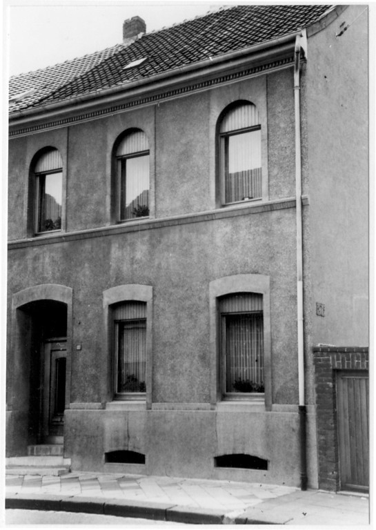 Historisches Foto des früheren Bethauses der jüdischen Gemeinde in Krefeld-Fischeln in der Marienstraße 37 (Aufnahme vor 1960)