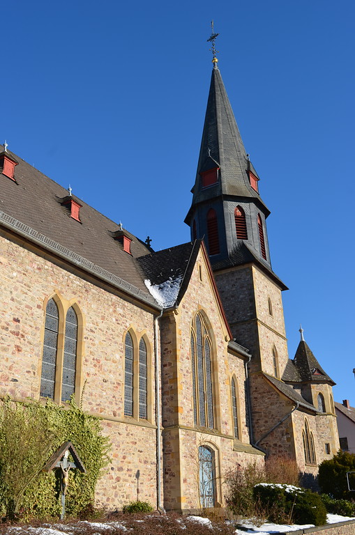 Turm der katholischen St. Joseph-Kirche Seibersbach, Blickrichtung Nordosten (2017)