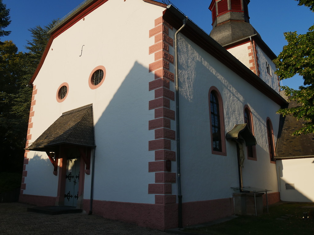 Ostansicht der katholischen Pfarrkirche Maria Himmelfahrt Dörrebach (2016)