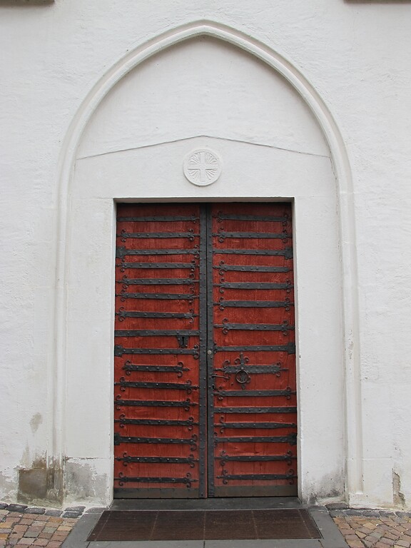 Eingangstür zur Stiftskirche St. Castor in Karden (2010)