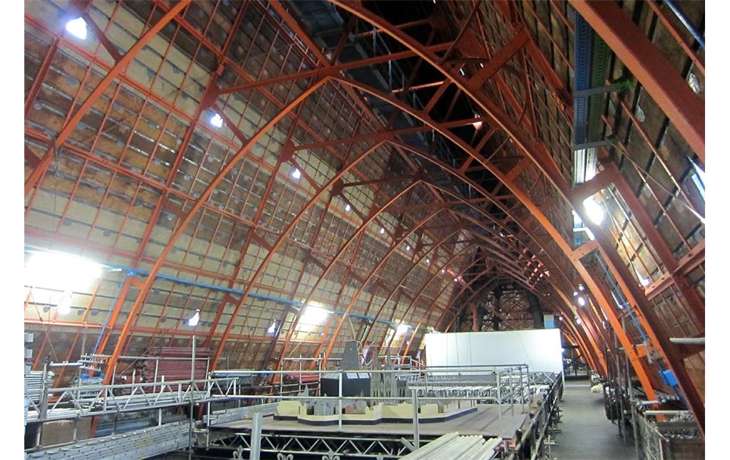 Die Stahlkonstruktion des Kölner Domdaches (Innenansicht 2014)
