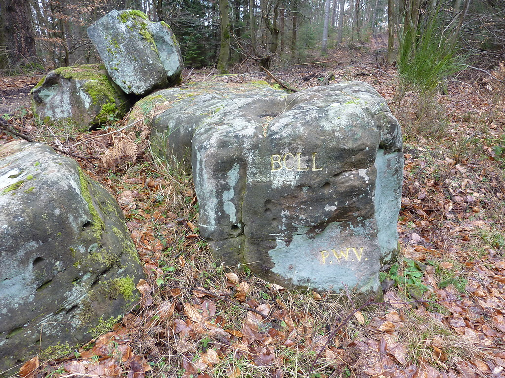 Ritterstein Nr. 83 Boll südöstlich von Iggelbach (2013)
