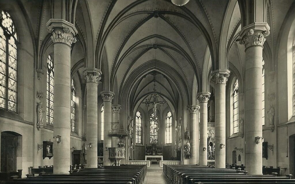 Innenaufnahme der  Kirche St. Ludwig in Edenkoben
