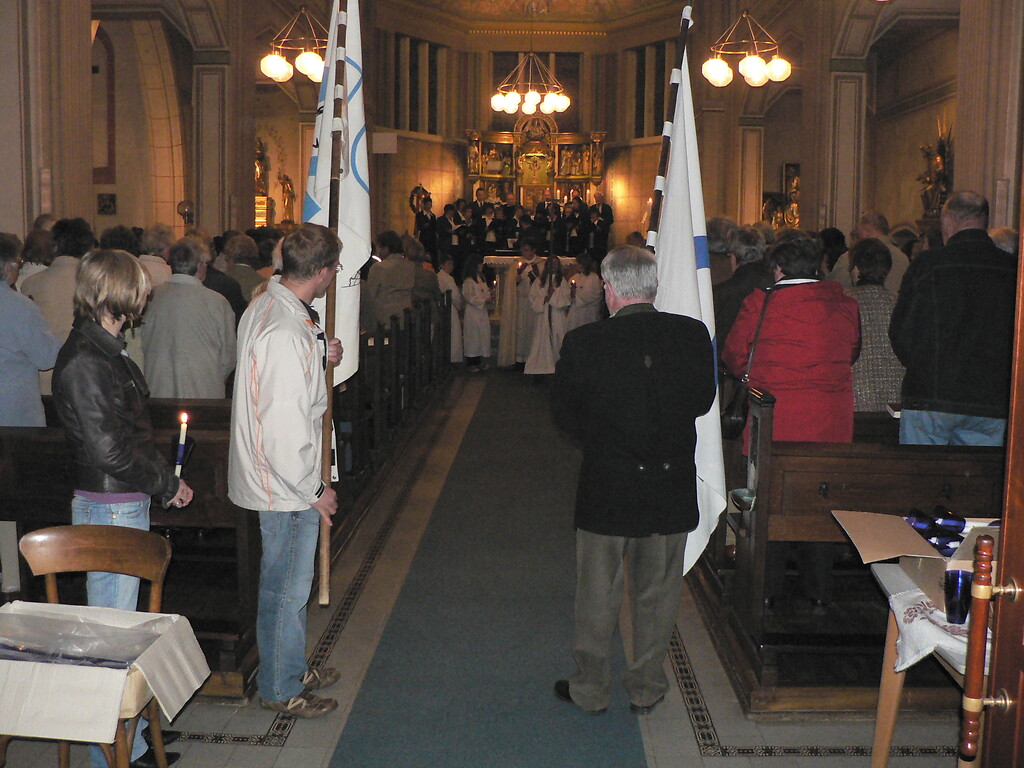 Wallfahrtsfeier in der Kirche Maria Geburt in Berglicht (2009)