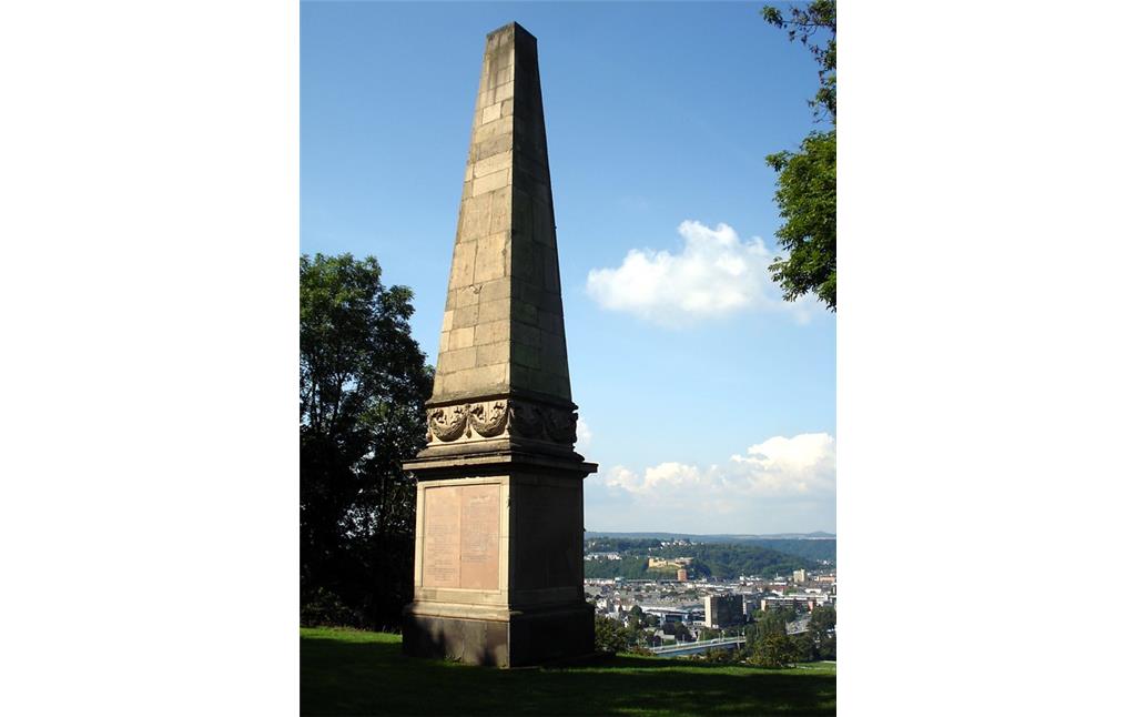 Kriegerdenkmal (Obelisk) für die Gefallenen Soldaten des Feldzuges von 1866 in Asterstein in Koblenz (2014)