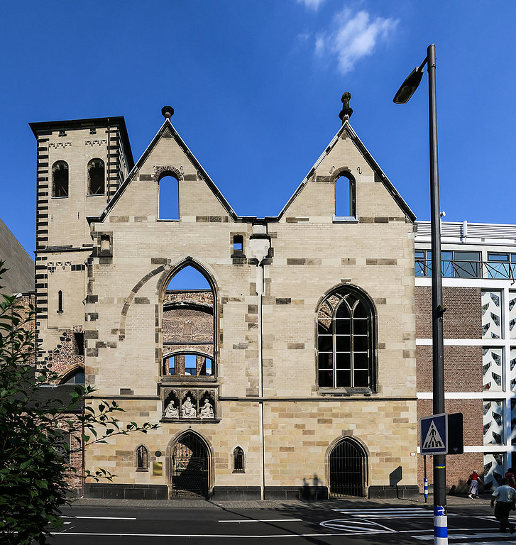 Fassade der Kirchenruine Alt Sankt Alban in Köln (2014).