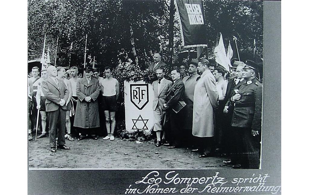 Historische Aufnahme von der feierlichen Eröffnung des Jüdischen Ferienheims "Haus Berta" des Reichsbunds jüdischer Frontsoldaten bei Schermbeck am 29. Juli 1934 mit Gästen aus ganz Deutschland.