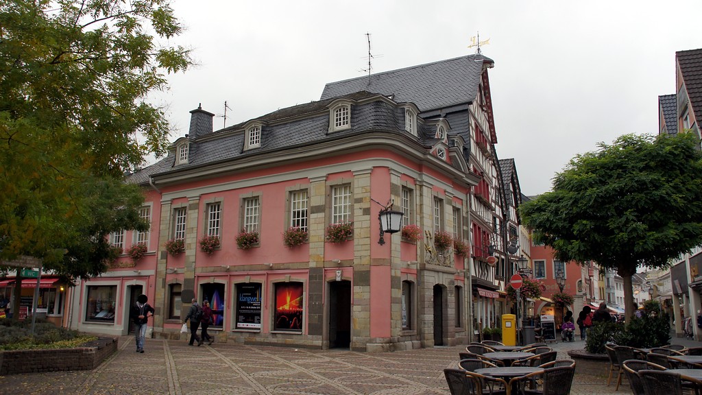 Schräge Ansicht der alten Stadtwache in Ahrweiler (2015)