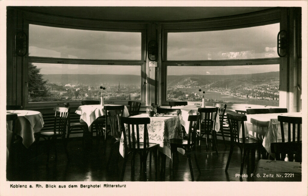 Blick aus dem Panoramafenster des Berghotels Rittersturz, in Richtung Norden (um 1955)
