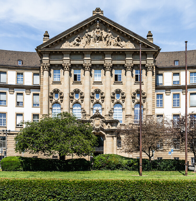 Oberlandesgericht Köln im Agnesviertel (2021)