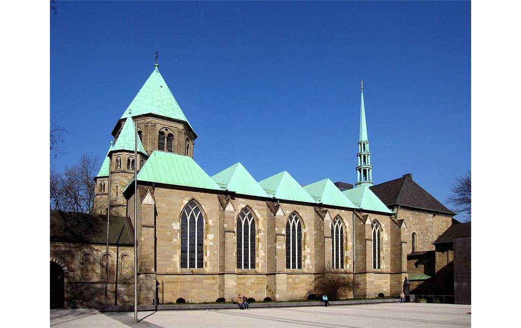 Das Essener Münster, die ehemalige Kirche des Damenstifts in Essen (2011).