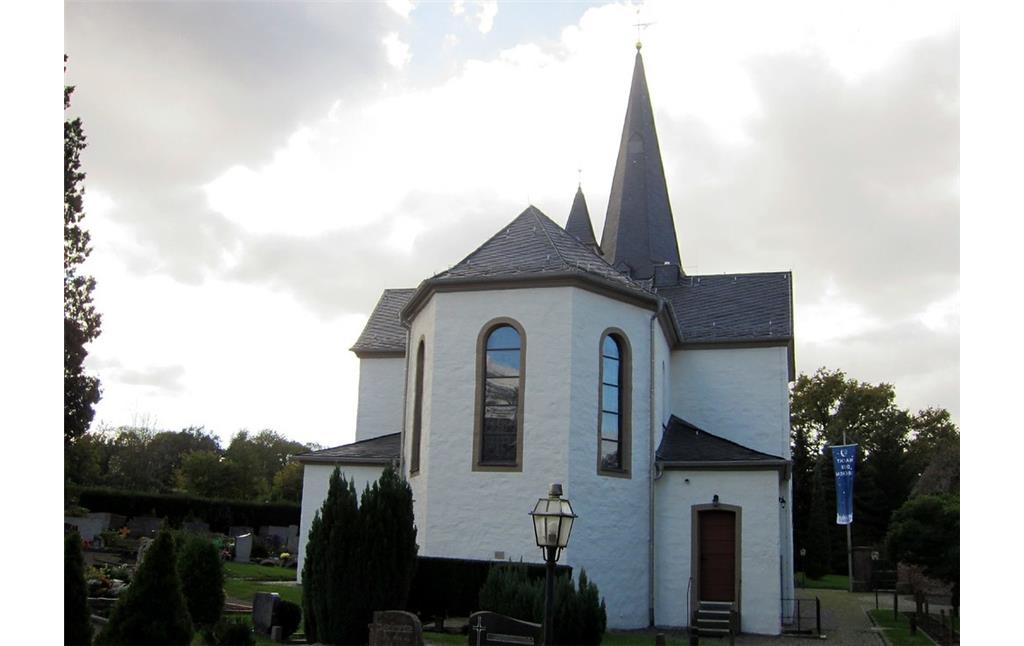 Pfarrkirche an der Flughafenstraße in Altenrath (2011)