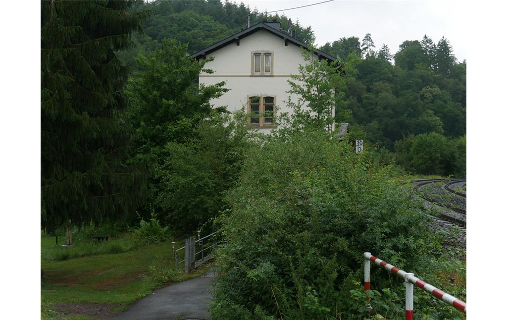Ostansicht des Streckenwärterhauses bei Runkel-Arfurt (2017)