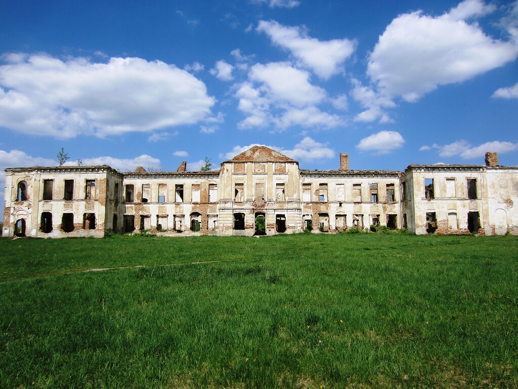Sanguszko Palace in Iziaslav