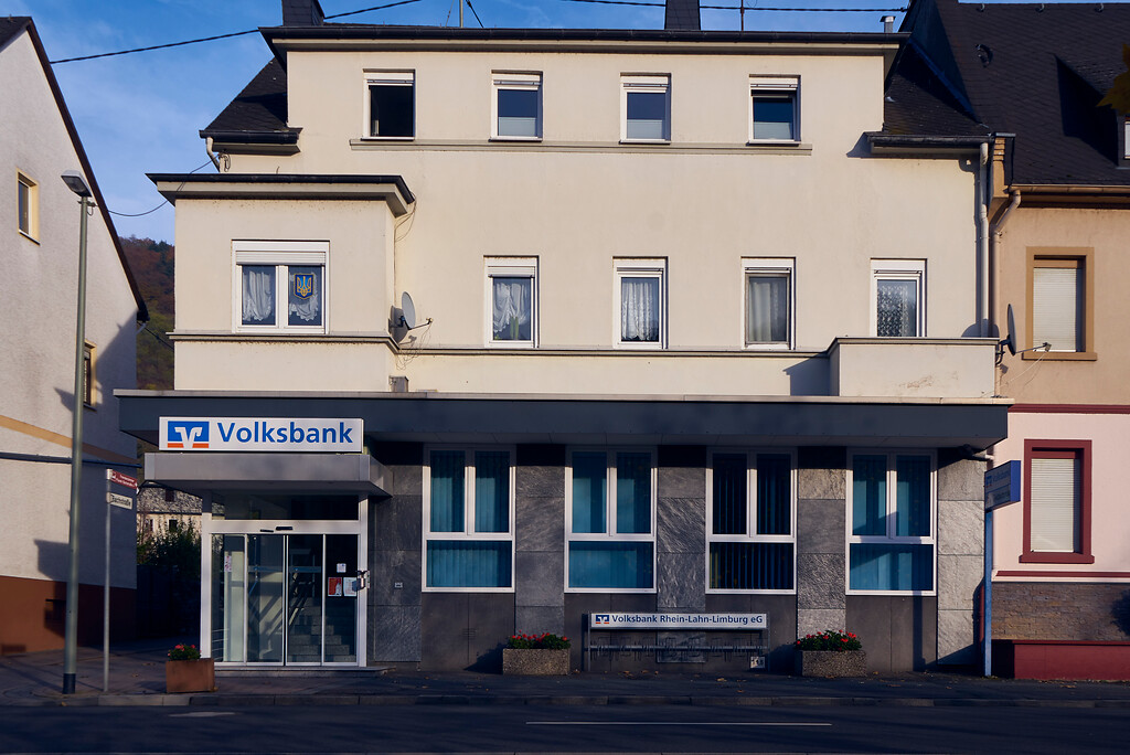 Wohn- und Geschäftshaus Rheinuferstraße 54 in Kamp-Bornhofen (2019)
