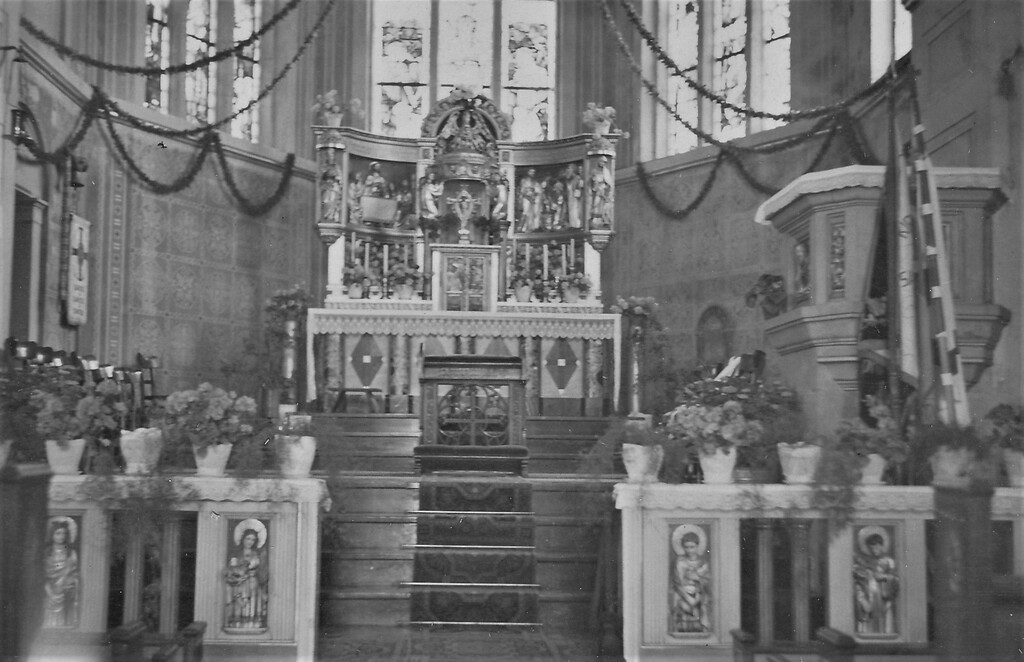 Neuer Chorraum der Wallfahrtskirche Maria Geburt in Berglicht nach der Erweiterung (1913/1914)