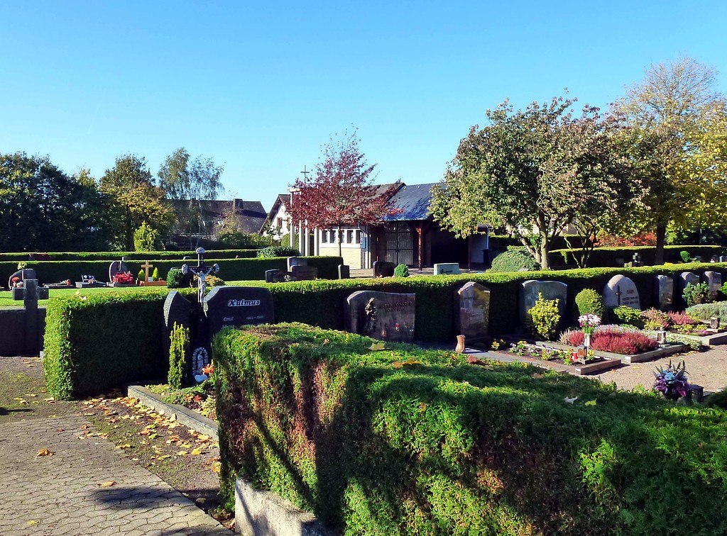 Blick auf den Friedhof von Andernach-Kell (2014)