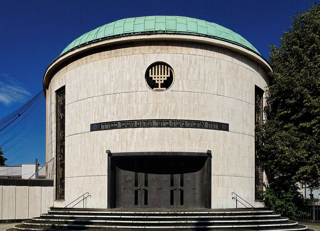 Das Gebäude der Neuen Synagoge am jüdischen Gemeindezentrum in der Ziethenstraße in Düsseldorf-Derendorf (2009)