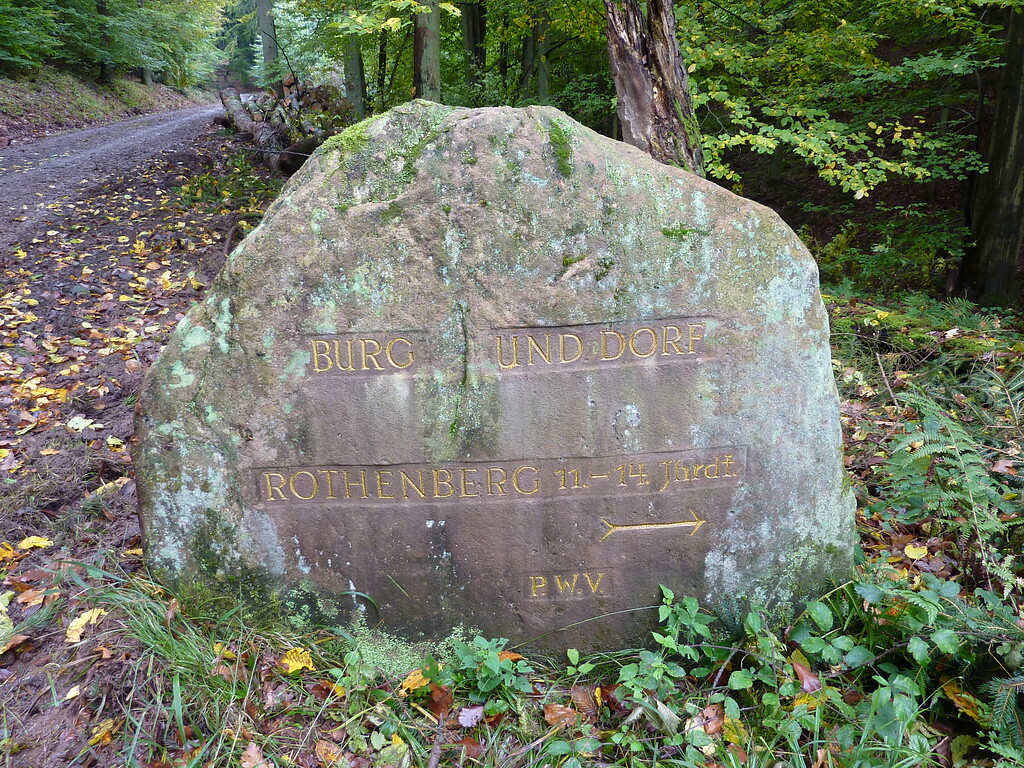 Ritterstein Nr. 292 Burg und Dorf Rothenberg 11.-14. Jhrdt. südwestlich von Göllheim (2014)
